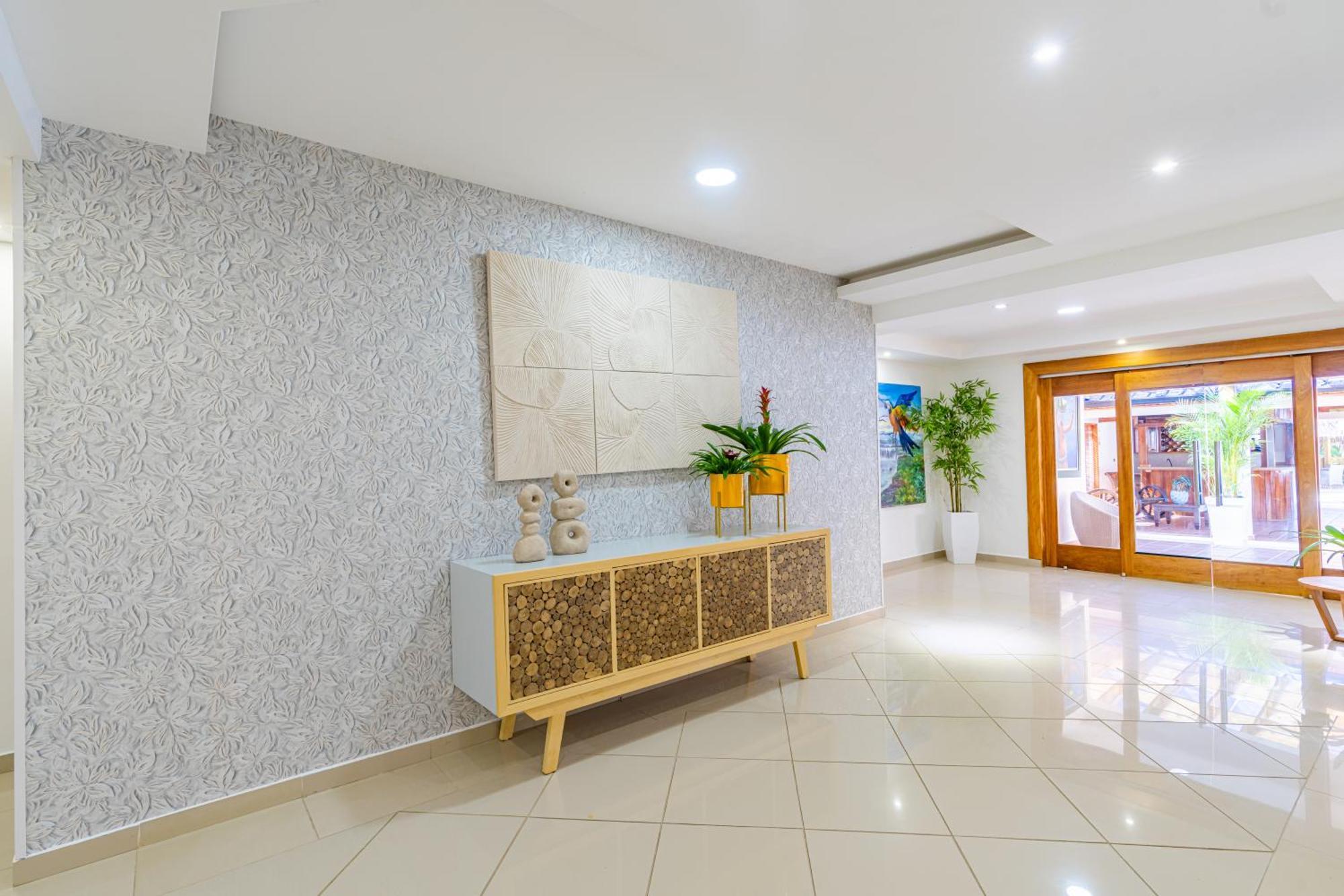 Hotel Boutique Del Lago ناغوا المظهر الخارجي الصورة