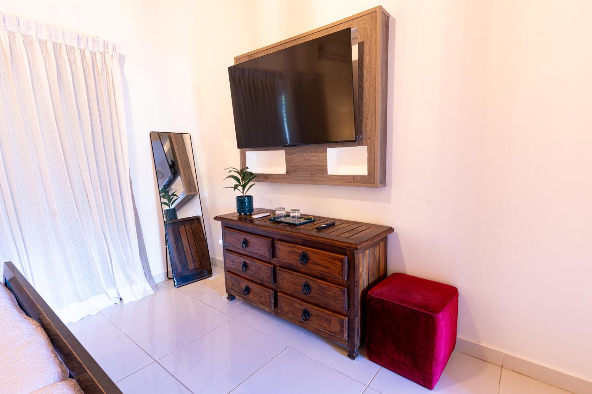 Hotel Boutique Del Lago ناغوا المظهر الخارجي الصورة